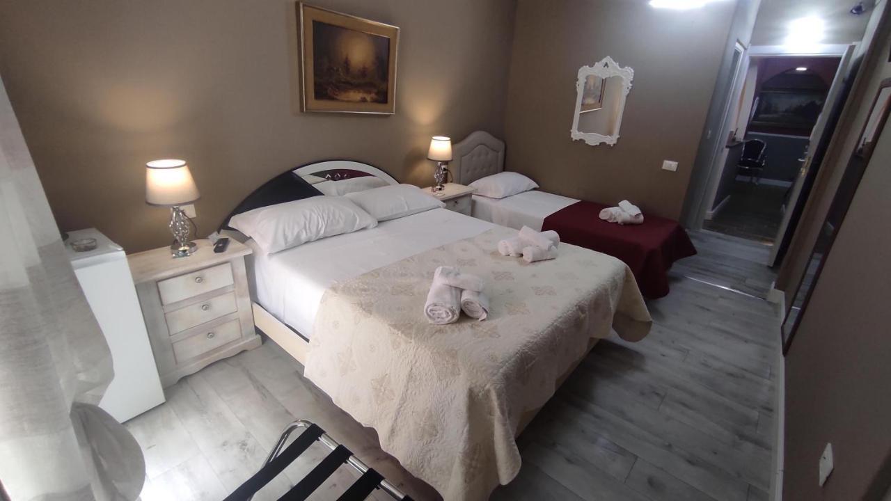 Yaki Domo Bed & Breakfast Cagliari Ngoại thất bức ảnh